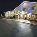 Exterior of Super 8 by Wyndham Sterling Heights/Detroit Area