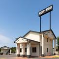 Exterior of Super 8 by Wyndham Temple S. General Bruce