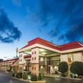 Photo of Super 8 by Wyndham Tifton