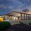 Exterior of Super 8 by Wyndham Waycross GA