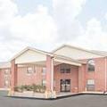 Exterior of Super 8 by Wyndham White Hall