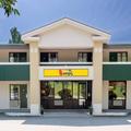 Exterior of Super 8 by Wyndham White River Junction