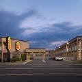 Photo of Super 8 by Wyndham Windsor/Dougall