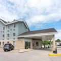 Photo of Super 8 by Wyndham Winnipeg West