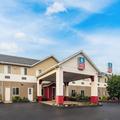 Exterior of SureStay Plus by Best Western Bettendorf