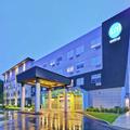 Exterior of TRU by Hilton Middletown