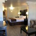 Exterior of Texas Inn & Suites
