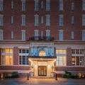 Exterior of The George Washington a Wyndham Grand Hotel