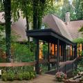 Exterior of The Inn at Honey Run