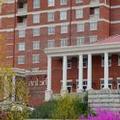 Exterior of The Inn at Ole Miss