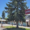 Exterior of The L Motel - Downtown Flagstaff