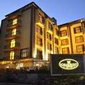 Photo of The Monarch Hotel