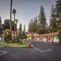 Exterior of The Palo Alto Inn