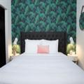 Photo of The Sobro Guest House by AvantStay