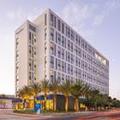 Exterior of The Viv Hotel Anaheim a Tribute Portfolio Hotel