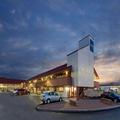 Exterior of Travelodge by Wyndham Chicago - South Holland