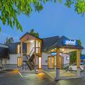 Exterior of Travelodge by Wyndham Gananoque