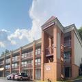 Exterior of Travelodge by Wyndham Harriman