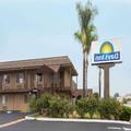 Exterior of Travelodge by Wyndham Holbrook