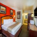 Exterior of Travelodge by Wyndham Houston Hobby Airport