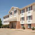 Exterior of Travelodge by Wyndham Jefferson City