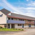 Exterior of Travelodge by Wyndham Peoria