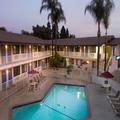Exterior of Vagabond Inn Camarillo
