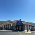 Exterior of Vagabond Inn Lebec