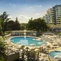 Exterior of Valamar Diamant Hotel