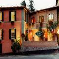Exterior of Villa Piccola Siena
