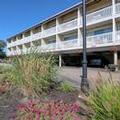 Photo of Waves Oceanfront Resort