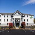Exterior of Wingate by Wyndham Grove City