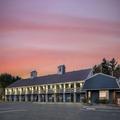 Exterior of Yankee Clipper Inn, SureStay Collection by Best Western