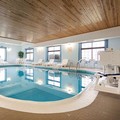 Swimming pool at Best Western Pontiac Inn
