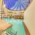Swimming pool at Holiday Inn Des Moines-Airport/Conf Center by IHG