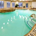 Swimming pool at Holiday Inn Express & Suites Mansfield