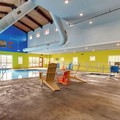 Swimming pool at Stoney Creek Hotel Kansas City - Independence