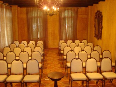 Photo of Salon Doña Elisa