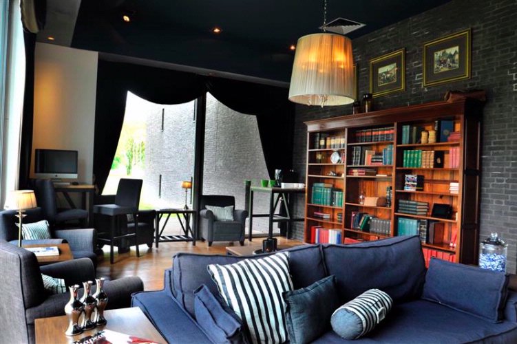 Photo of Executive Lounge