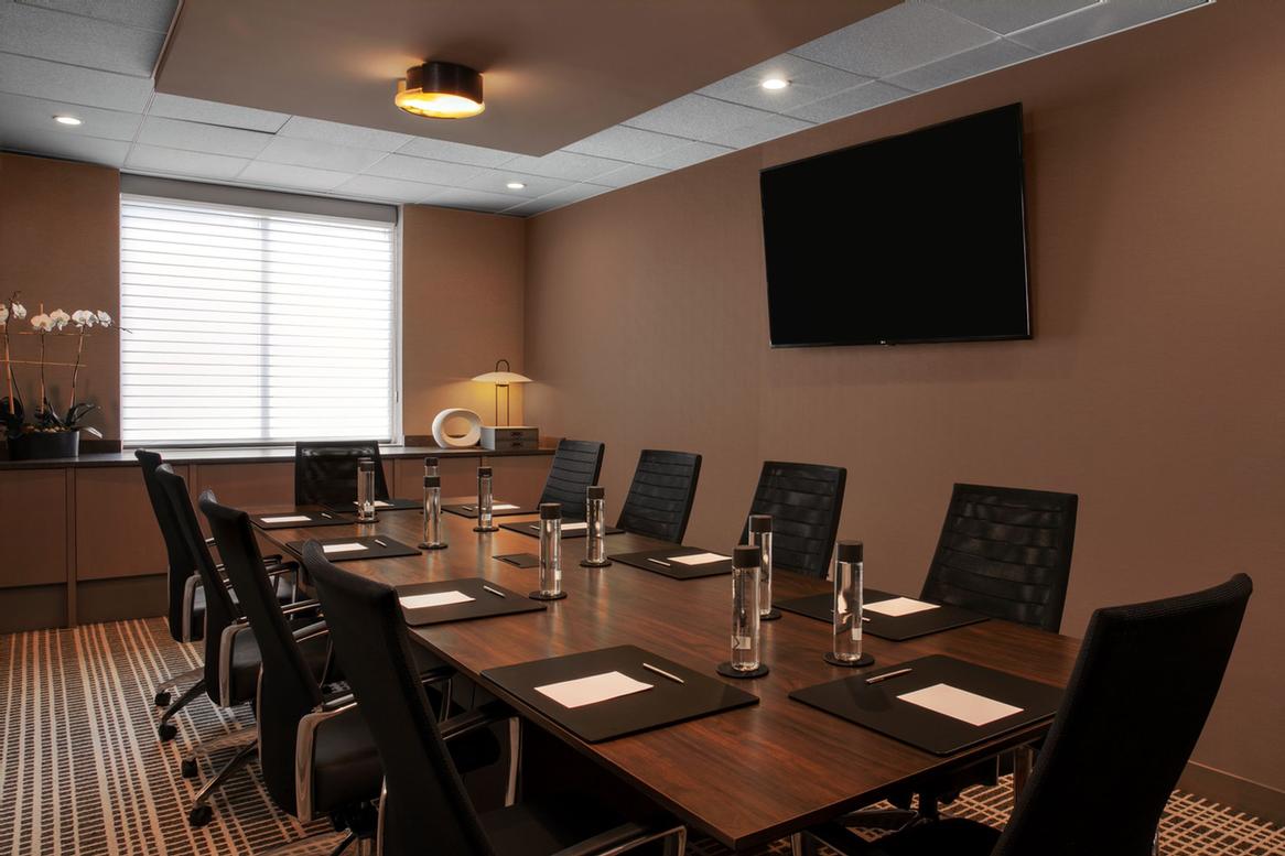 Photo of Boardroom
