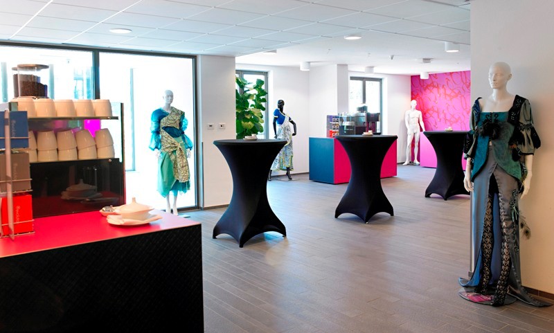 Photo of Fashion Boulevard (lobby)