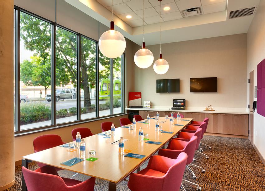 Photo of Gathering 3 / Boardroom