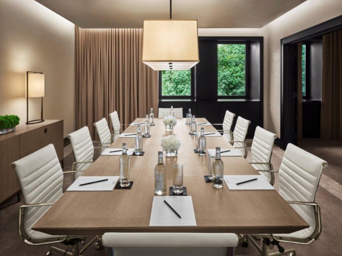 Photo of Boardroom