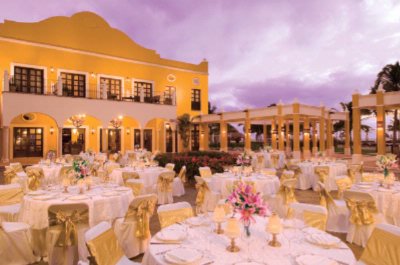 Photo of Plaza Mexicana Terrace