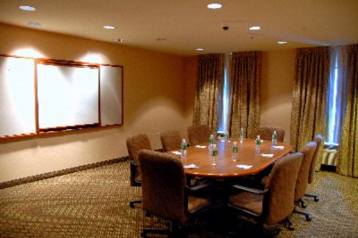 Photo of Staybridge Suites Allentown Airport Boardroom