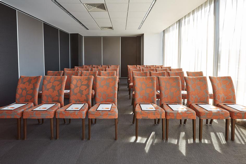 Photo of Oak Room 