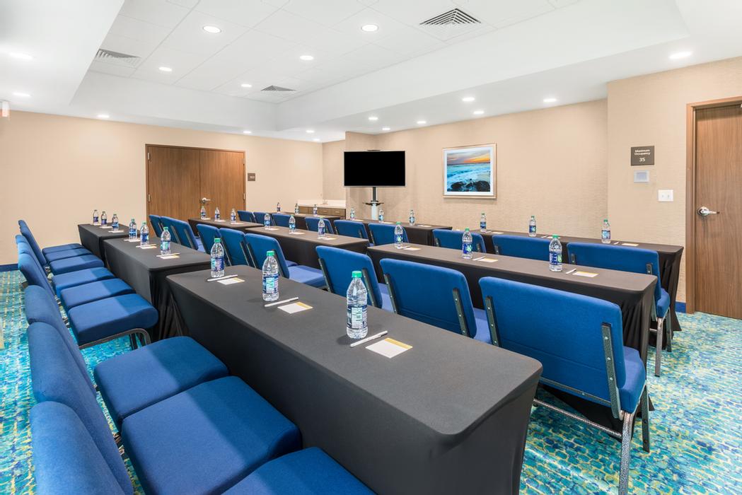 Photo of Hampton Meeting Room
