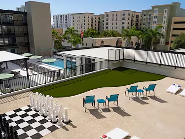 Photo of 4th Floor Deck