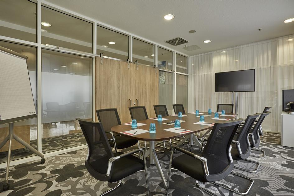 Photo of Boardroom