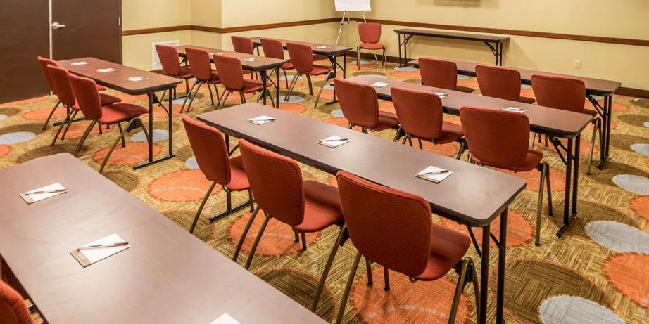 Photo of Staybridge Suites Stapleton